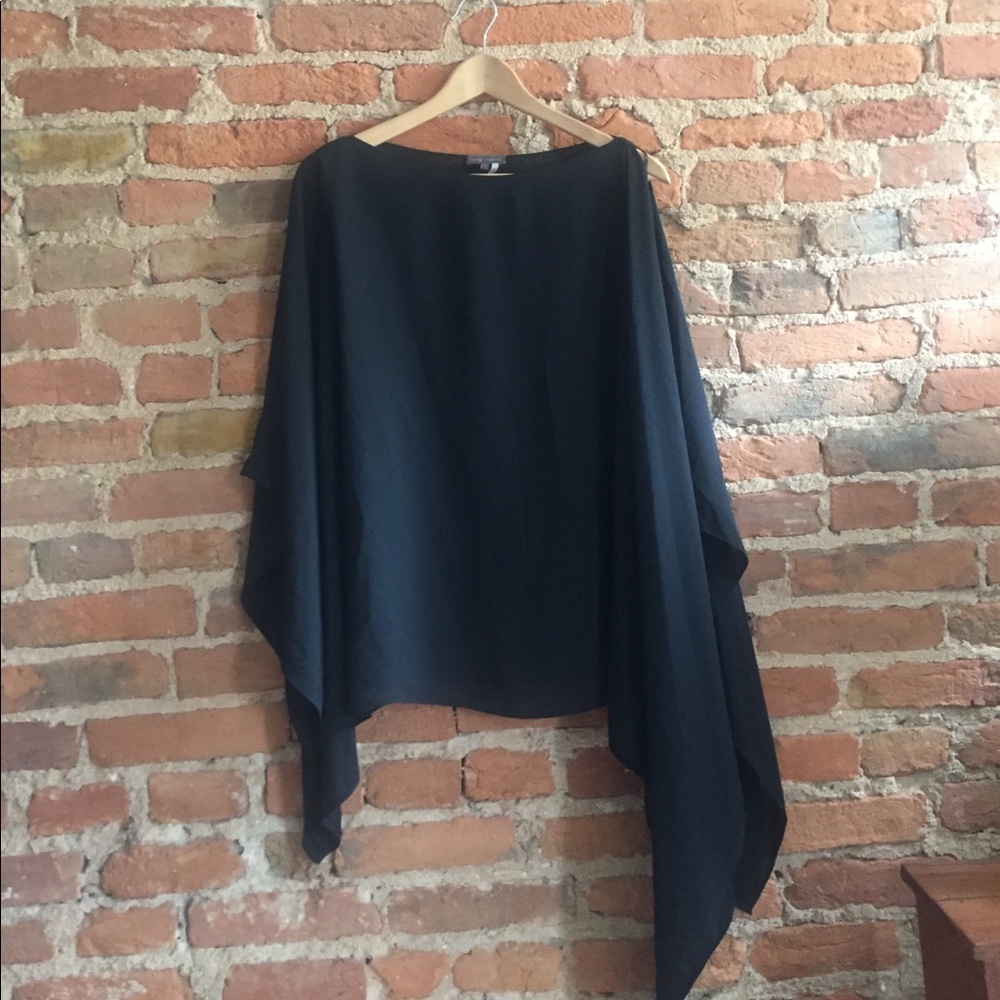 Vince Camuto asymmetrical tunic w cold shoulder
